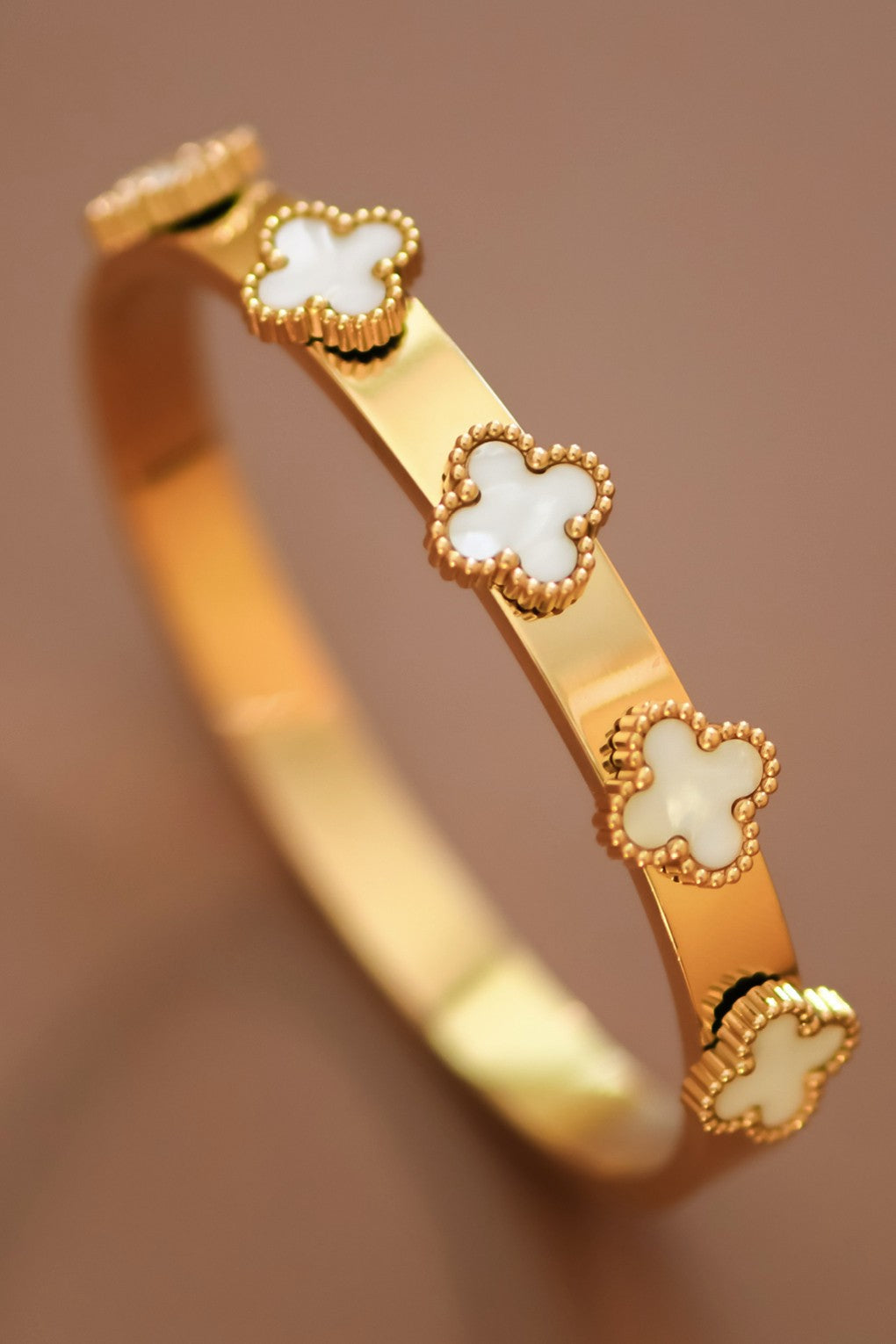 Lyla Clover 18K Waterproof Non- Tarnish Bangle
